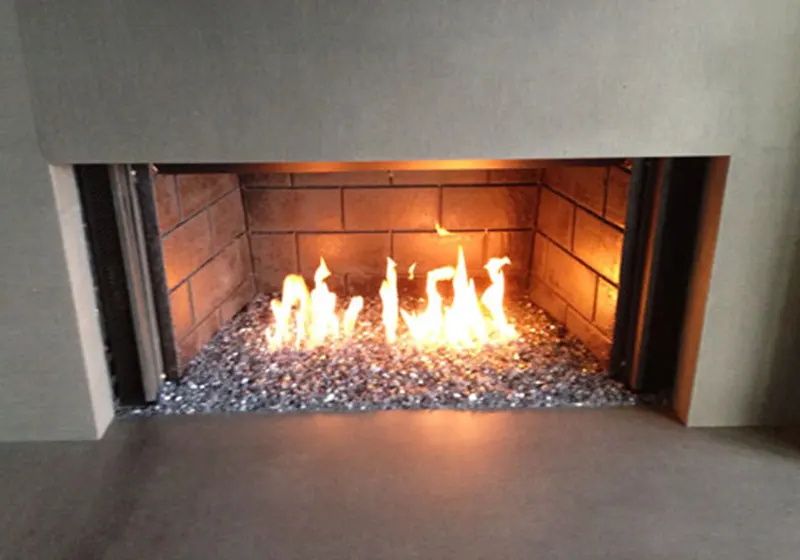 Silver Reflective Fire Glass with Gray & White Tones